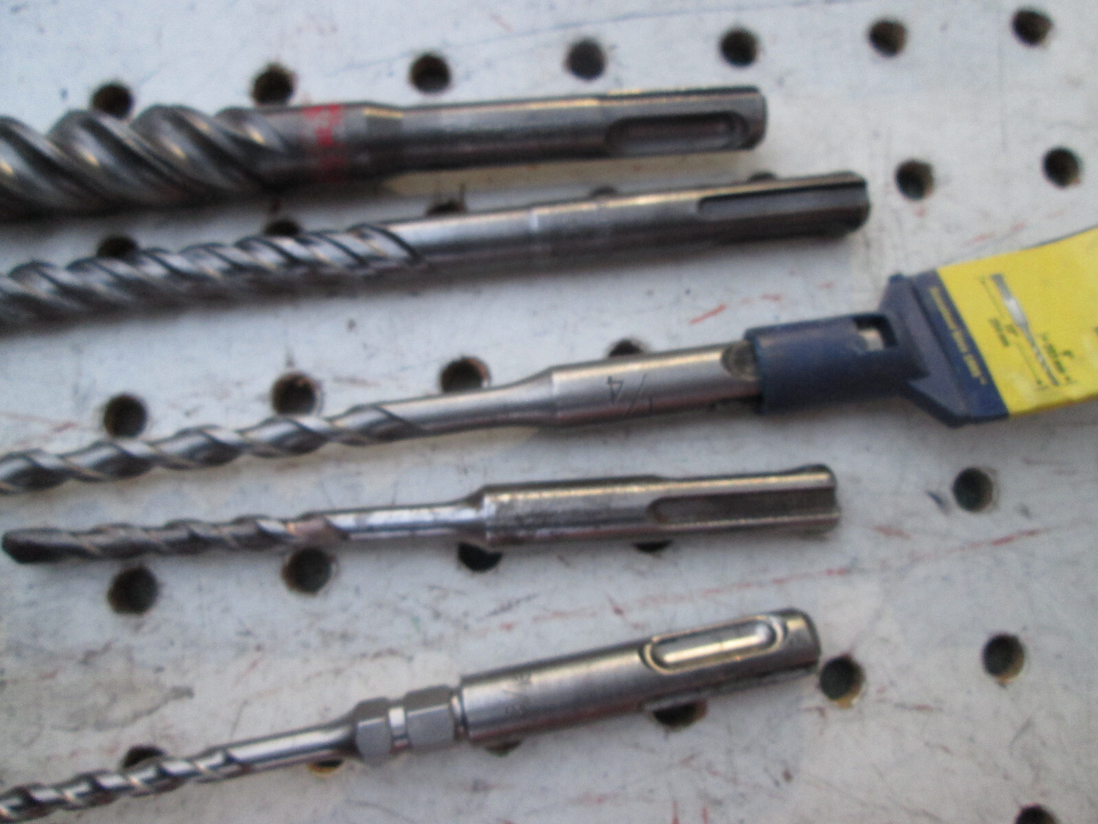 Hilti TE 6S Corded Rotary Hammer Drill, Chipping Drill W/ 6 Bits Etc