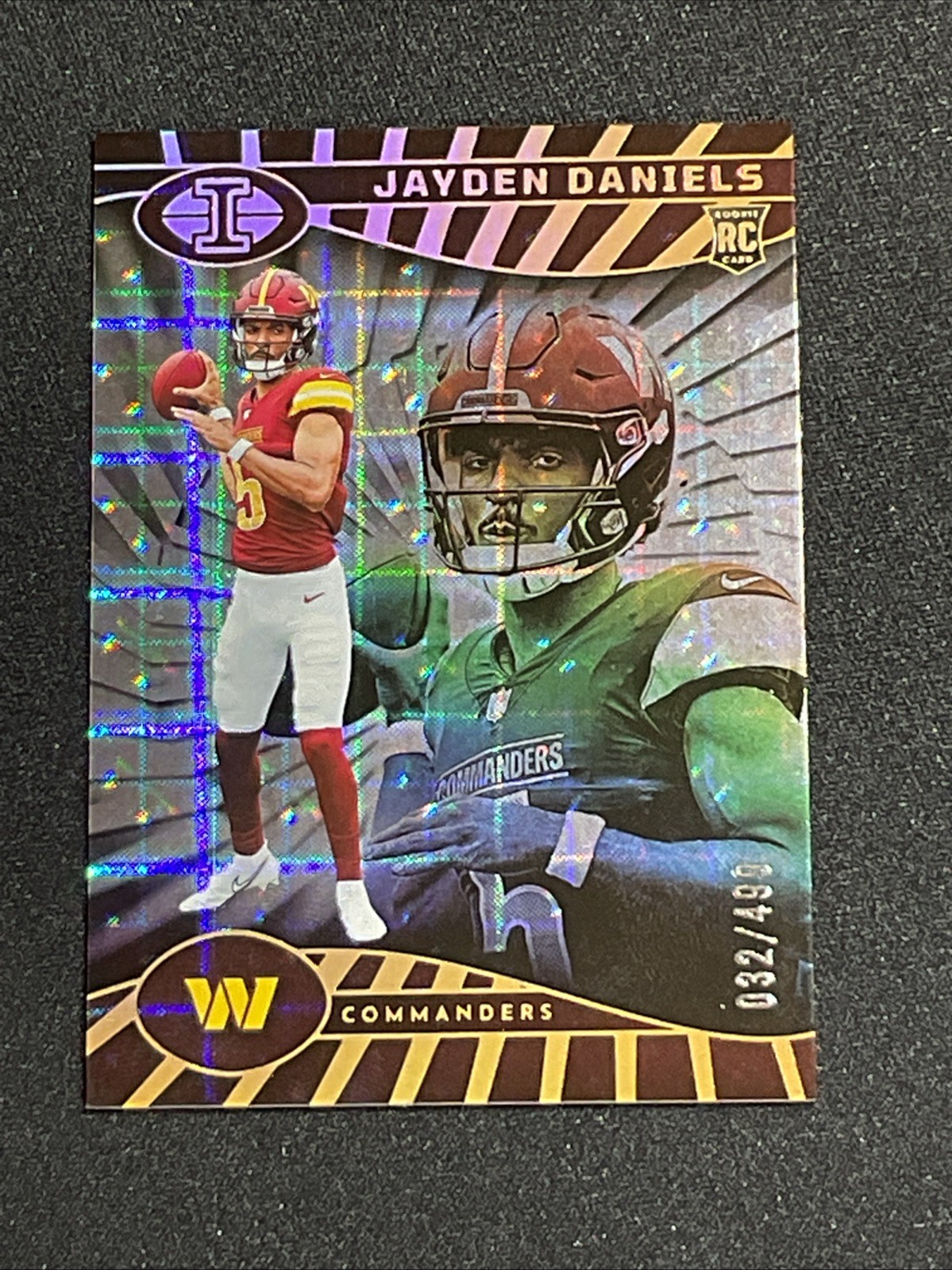 2024 Illusions - Jayden Daniels #93 Trophy Collection Mirrored /499 (RC)B177