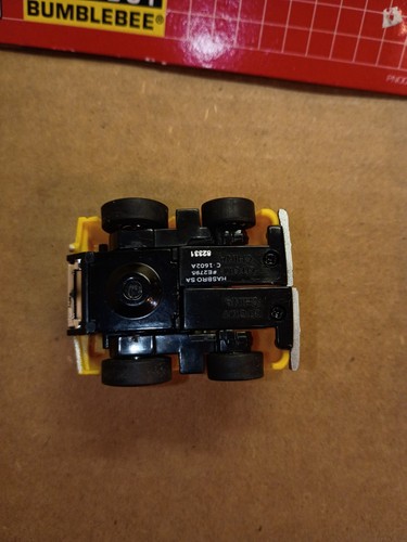 BUMBLEBEE • COMPLETO • TRASFORMATORI RISTAMPA G1 84 - Foto 4 di 11