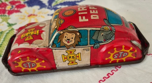 Vintage 1940's-50's Marx (?) Tin Fire Dept Car, with Road Runner on back
