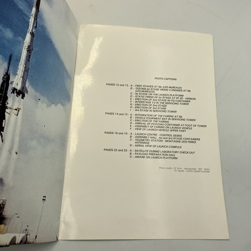 Ariane European Launcher Rocket Press Materials And Collectibles NASA  - Picture 8 of 21