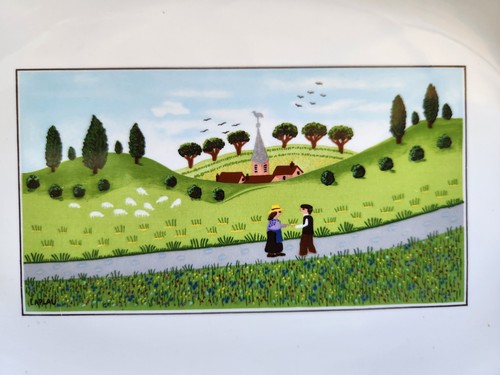 VILLEROY & BOCH LUXEMBOURG DESIGN NAÏF BOY & GIRL PICKLE DISH/PLATTER 10 1/8”L - Picture 4 of 4