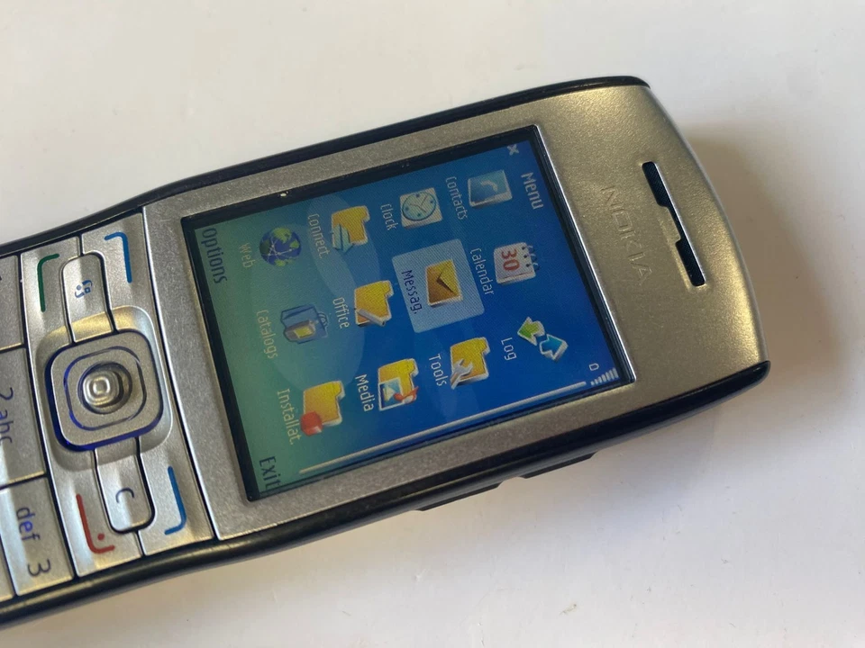 Nokia E50 Mobile Phone UNLOCKED Vintage Classic Original Button - Silver E50-2 - Image 4 of 4