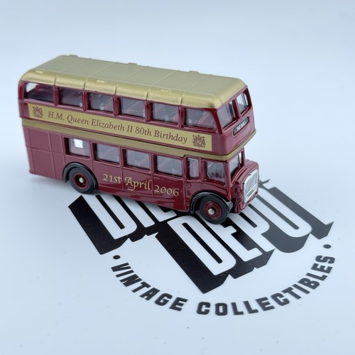 Lledo Corgi Classics H.M Queen Elizabeth II 80th Birthday Boxed QU1003 + Cert - Picture 5 of 10