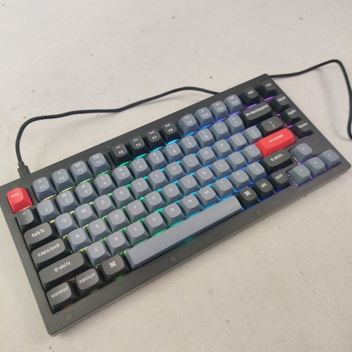 Keychron V1 Wired Mechanical Keyboard (Red Switches) - Open Box (Excellent) - Bild 1 von 12
