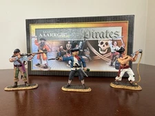 Conte Collectibles PIR007 Pirate Gun Crew Ready Aim Fire 1:32 Retired MIB