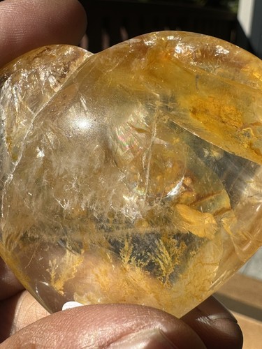 Golden Healer Quartz Polished Heart Brazil 106 grams - Picture 7 of 12