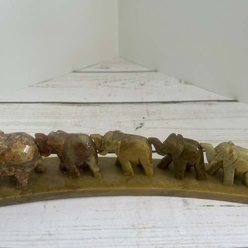 Elefant Karawane handgeschnitzter Stein Linie von 7 Made in India Briefbeschwerer Figur - Bild 2 von 9
