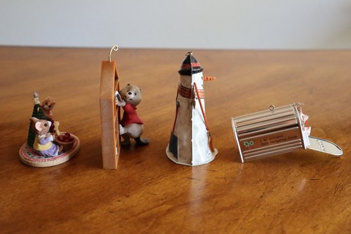 Vtg Lot Of 4 Hallmark Christmas Ornament Tin Snowman Critters Animal Forest Hedg - Picture 7 of 17