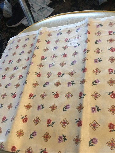 Cranston Print Works Vintage Fabric Cotton. 42 X 1 Yard. - Picture 2 of 3