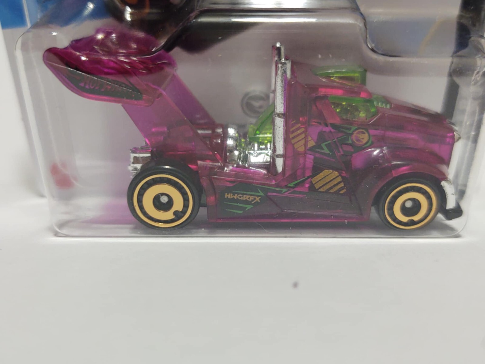 Picture 3 of 5