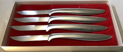 Vtg Se of 4 MCM Gerber Legendary Blades Mimings Knives With Box - Picture 4 of 4