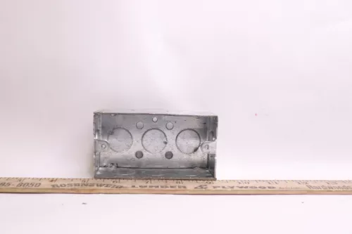 Thomas & Betts W Series Outlet Box 102-W-1/2