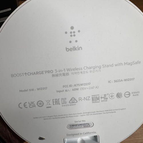 Belkin Boost Charge Pro 3-in-1 Wireless Charging Stand w/ Magsafe White-Open Box - Photo 7 sur 8