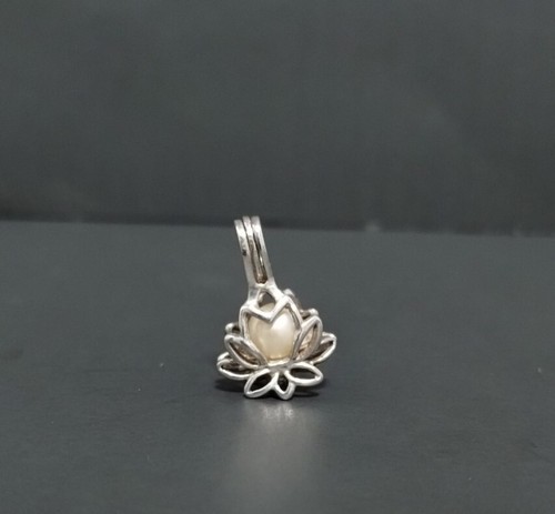 Lucas Lameth LUC Sterling Silver 925 Lotus Flower Caged Pearl Pendant - Picture 2 of 10