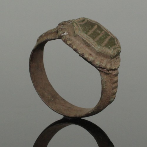ANCIENT ROMAN BRONZE RING - CIRCA 2ND CENTURY AD (03322) - Bild 3 von 4