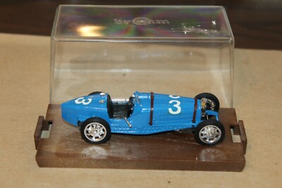 VERY NICE BRUMM BUGATTI TYPE 59 RACE CAR   1:43 scale in CASE