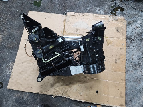 BMW X7 G07 2023 3.0 BENZIN HEIZUNGSKASTEN HINTEN 6807233 - Bild 2 von 9