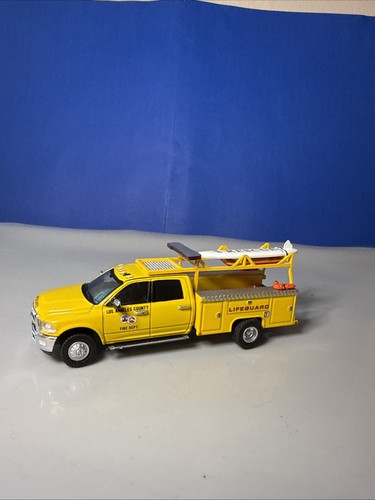 Custom Greenlight 1:64 Los Angeles County Fire Department Lifeguard Truck
