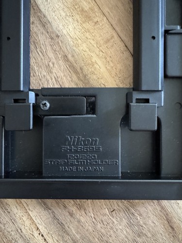 Nikon FH-869S 120/220 Film Strip Holder Coolscan 8000 and Coolscan 9000 - Photo 2/5