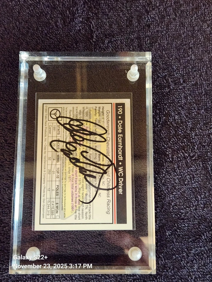 1992 TRAKS DALE EARNHARDT•WINSTON CUP AUTOGRAPHED CARD SIGNED. Wrong Birthday. - Image 3 of 4