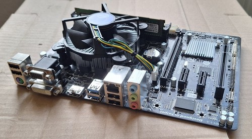 Bundle: Gigabyte GA-B85M-HD3G / i3-4170 @ 3,7GHz / 4GB RAM - Afbeelding 2 van 6