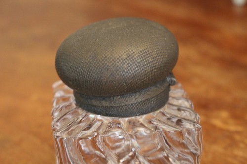 Antique 19th Century Glass Crystal Inkwell for Fountain Pen Desk - Imagen 6 de 9