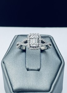 14K-White-Gold-Diamond-Halo-Engagement-Ring-D751