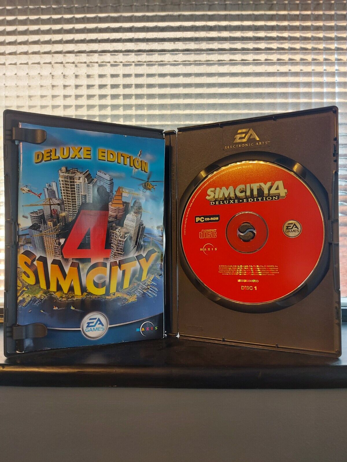 Picture 2 of 4