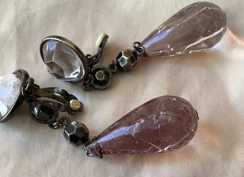 VTG Fun Clip Earrings Statement Solid Lucite Dangle Long Shoulder Sweepers - Picture 9 of 10