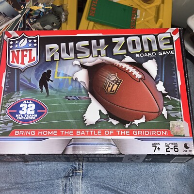 NFL Rush Zone Board Game All 32 Football Teams Great