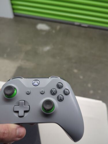 Microsoft Xbox One S Battlefield 1: Storm Gray Special Edition 500GB Gray 213766 - Picture 2 of 24