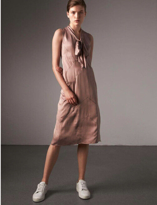 【送料&関税込】Burberry Cream Silk Blend Dress s-l1200.jpg