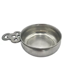 VINTAGE KIRK STIEFF WILLIAMSBURG PEWTER 3 1/4" PORRINGER HANDLED BOWL