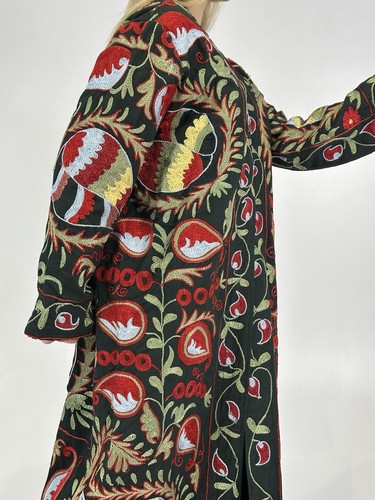 Handmade Upcycled Uzbek Suzani Embroidery Chapan Coat/Robe/Kaftan/Kimono Chopon - Picture 14 of 14