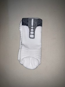 nike elite versatility socks large
