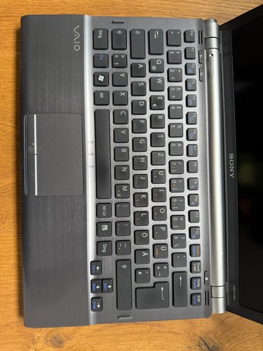 Sony VAIO VGN-Z21MN. RAM 4GB DDR3. SSD 250 GB. Laptop / Notebook - Bild 4 von 7