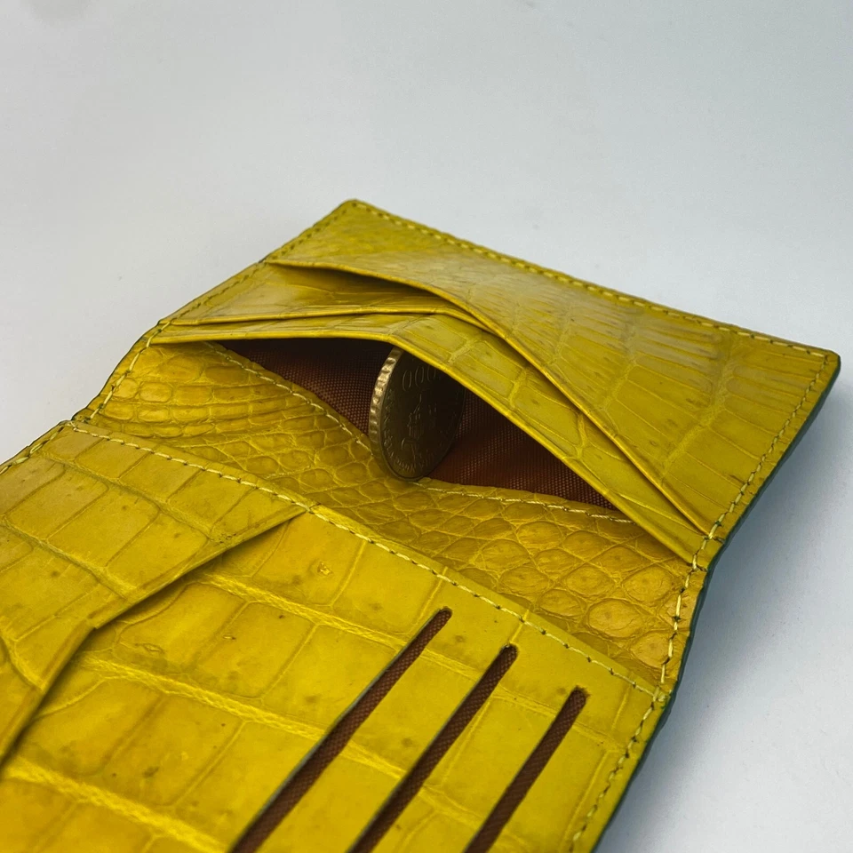 Cartera minimalista delgada de cocodrilo negra/amarilla estuche para tarjetas de crédito de cuero real Foto 3 de 4