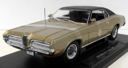 Welly 1/18 Scale Diecast 12521W - 1970 Mercury Cougar XR7 - Gold/Black - Picture 4 of 5