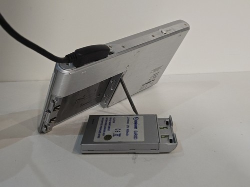 Archos AV700 100gb  7" Mobile Digital Video Recorder - Picture 4 of 9