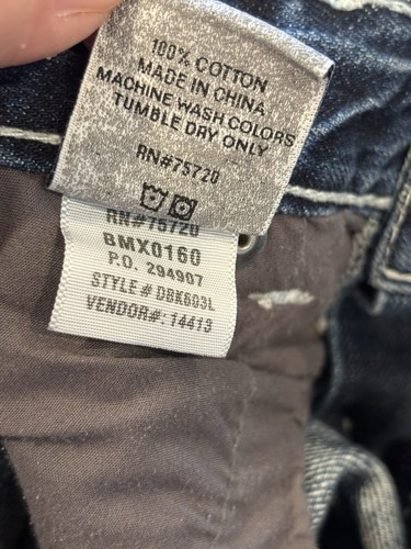 Daytrip Women's Leo Jeans Bootcut Distressed Medium Wash Size 27 Long - Picture 12 of 14
