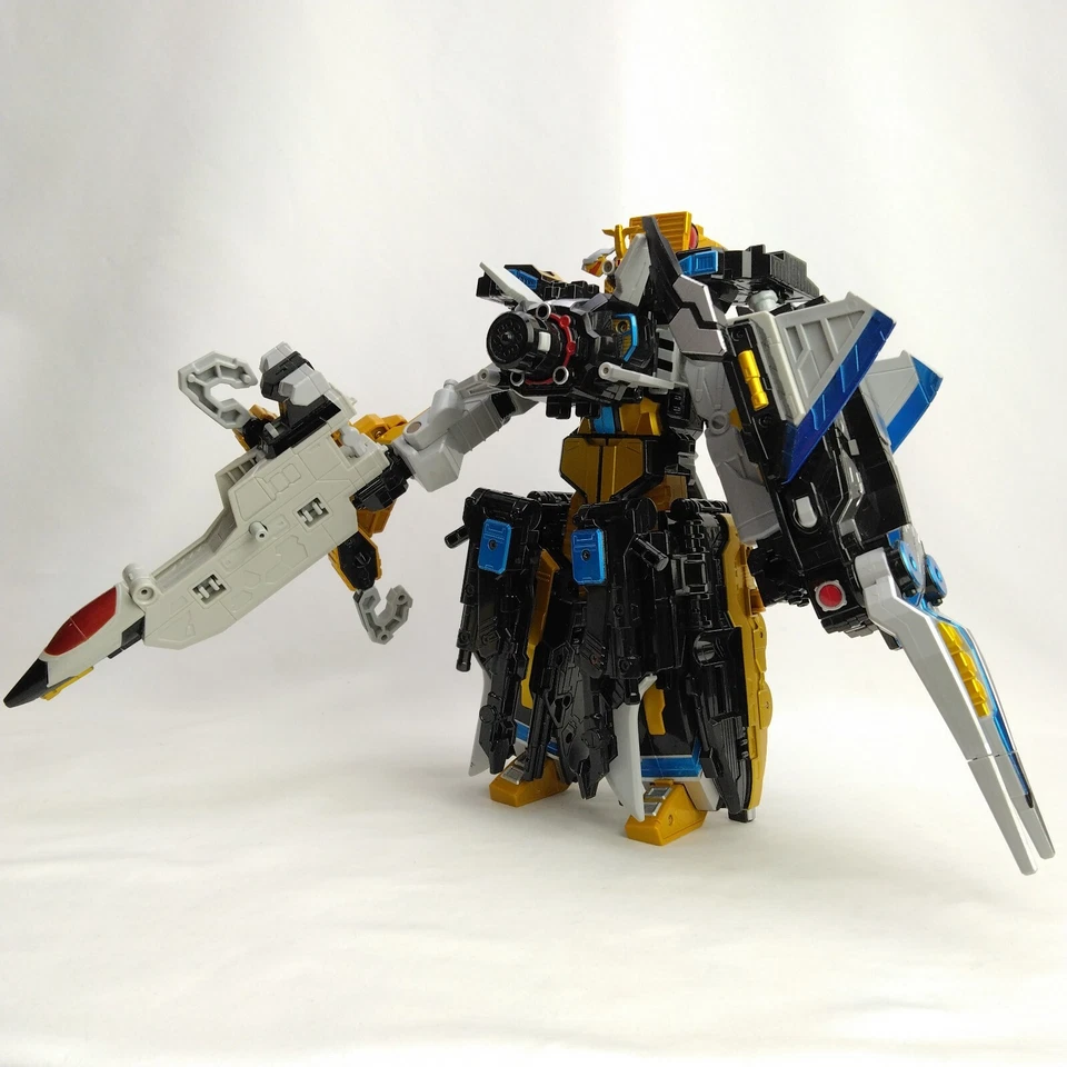 DX Buster Hercules Power Rangers Go Busters Megazord Ciervo Escarabajo A Foto 2 de 4