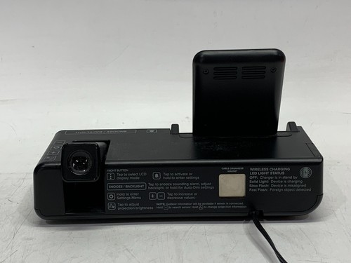 La Crosse Technology 3-in-1 Projection Alarm Clock and Wireless Charger C80765 - Picture 8 of 12