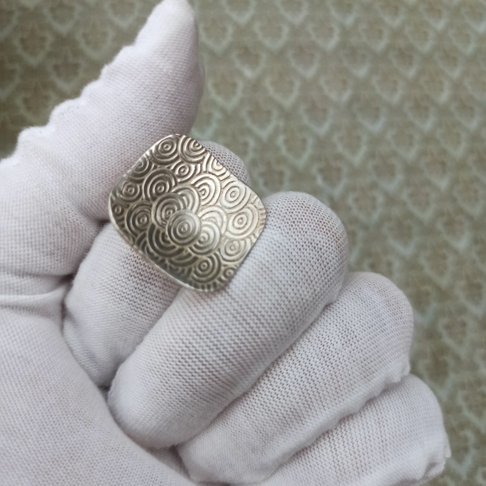 Artisan Silver Ring Modernist Square Engraved Sta… - image 12