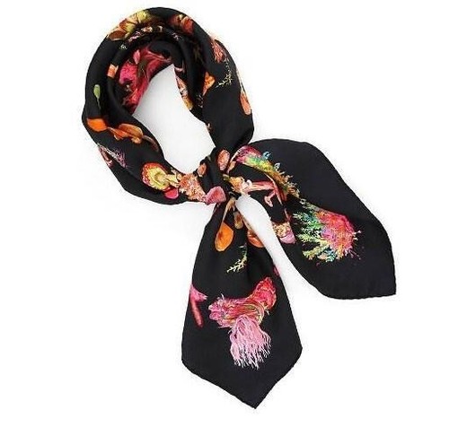 HERMES Silk Scarf Champignons Carre 90 Mushroom Black No Tags. - Picture 5 of 5