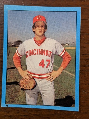 1982 Topps Stickers MLB Baseball Card Sticker Single #'s 01 - 140\ 50% Off 4 - Picture 192 of 534