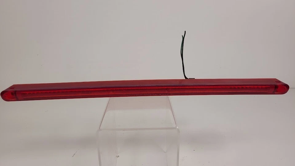 Tercera luz trasera de freno OEM Honda Civic Del Sol 1993-1997 Foto 2 de 4