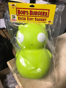 Bobs Burger SDCC 2019 UCC Exclusive Melted Kuchi Kopi 10″ Jumbo Squishy Bobs Burger SDCC 2019 UCC Exclusive Melted Kuchi Kopi 10″ Jumbo Squishy