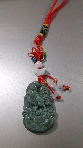 Feng Shui Rooster Crafted Green Jade Hanging bonding and connection - Picture 2 of 6