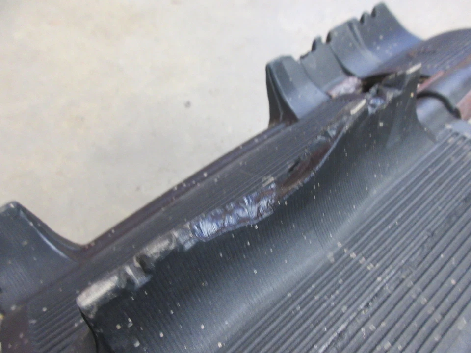 SKI-DOO SKIDOO RENEGADE CAMOPLAST 137/16/1,75 PULGADAS MOTO DE NIEVE PISTA 2,86 PASO Foto 4 de 4